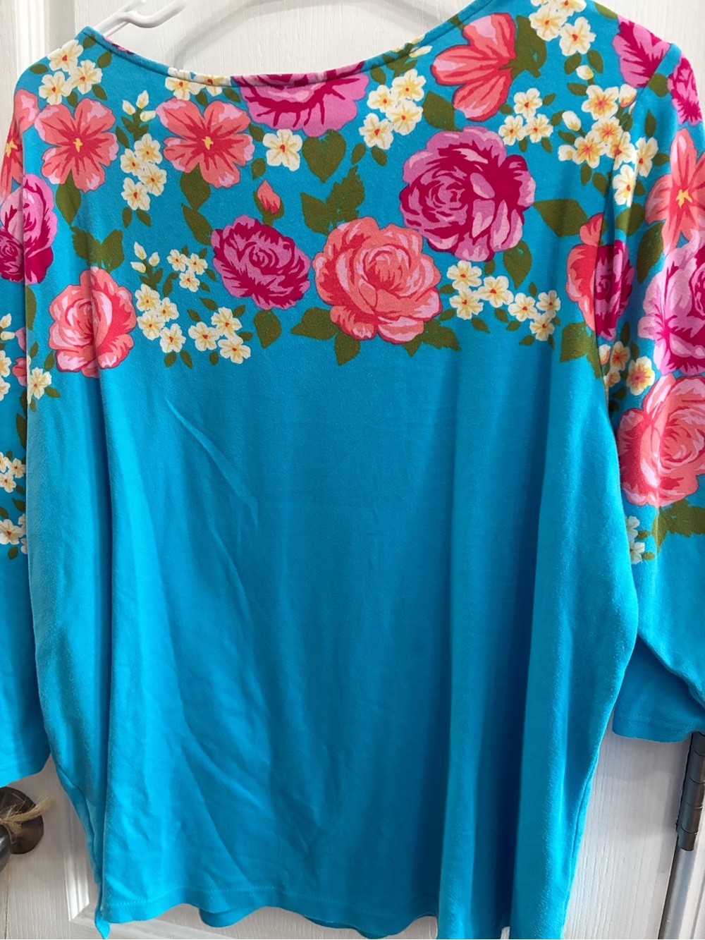 Quaker Factory Floral top Size Large - Picture 5 of 5